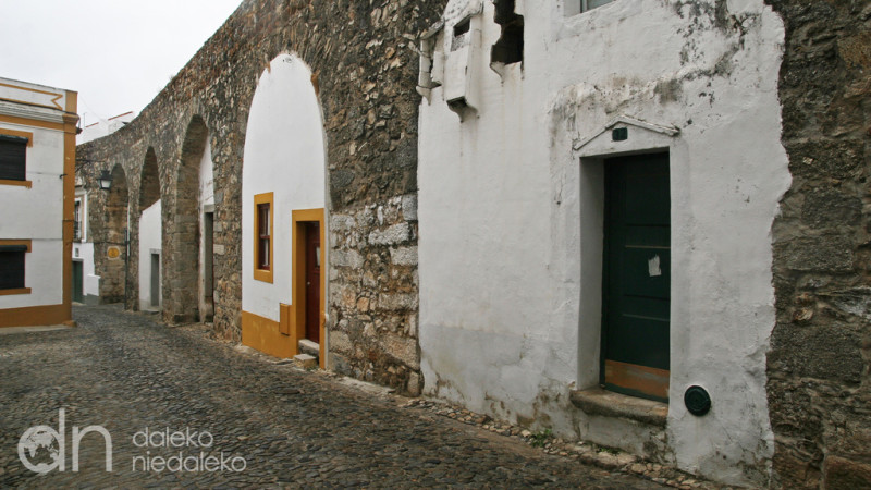 Évora