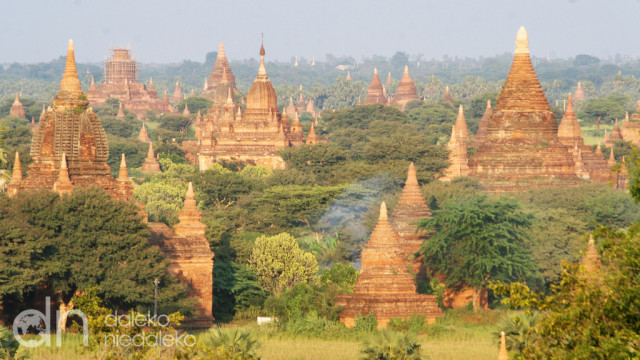 Zachód słońca w Bagan Zachód słońca w Bagan