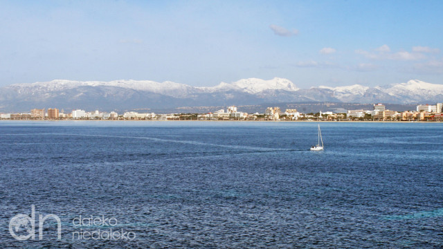 Śnieg w górach Tramuntana Śnieg w górach Tramuntana