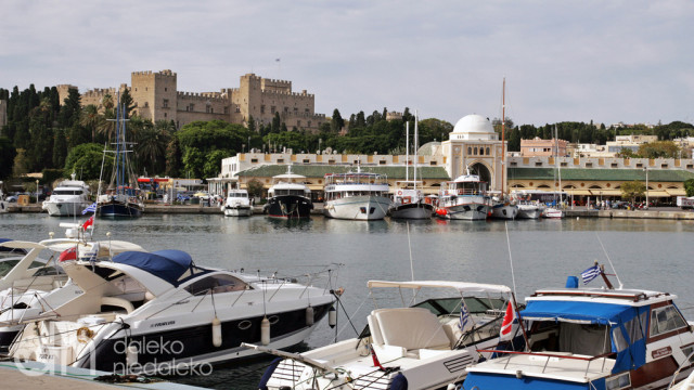 Port Mandraki w Rodos Port Mandraki w Rodos