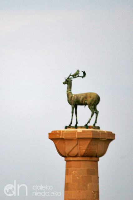 Jeleń z portu Mandraki - symbol Rodos