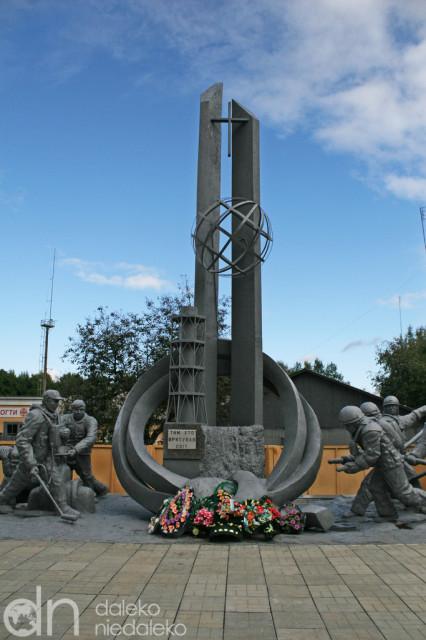Pomnik strażaków w Czarnobylu Pomnik strażaków w Czarnobylu